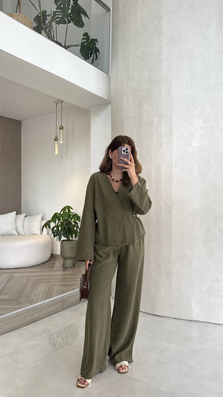 Ensemble Femme Moderne